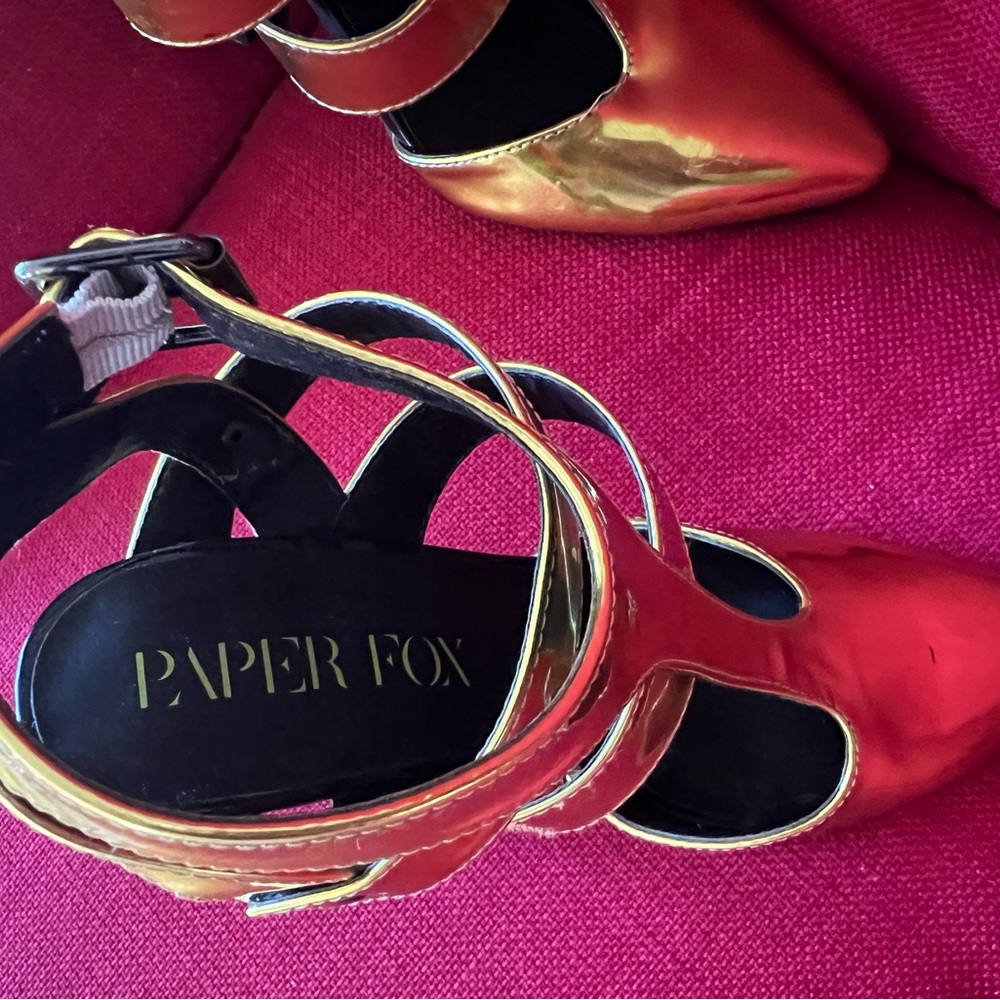 Shoes - Picture 5 of 10
